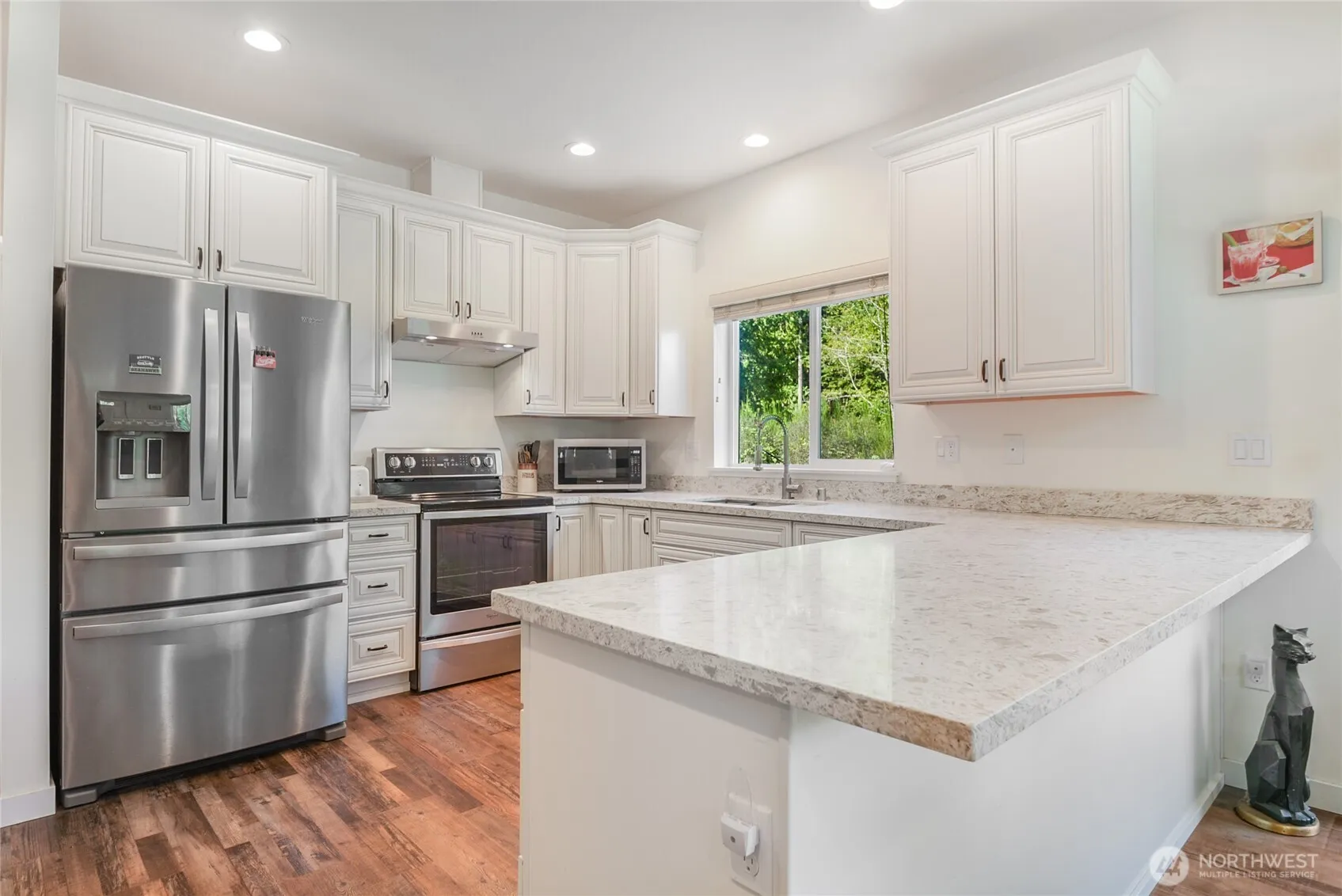 Property photo for 1016 288th Street Nw #b, Arlington photo 4