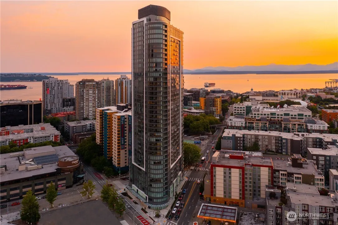 2510 6th Avenue #3401, Seattle