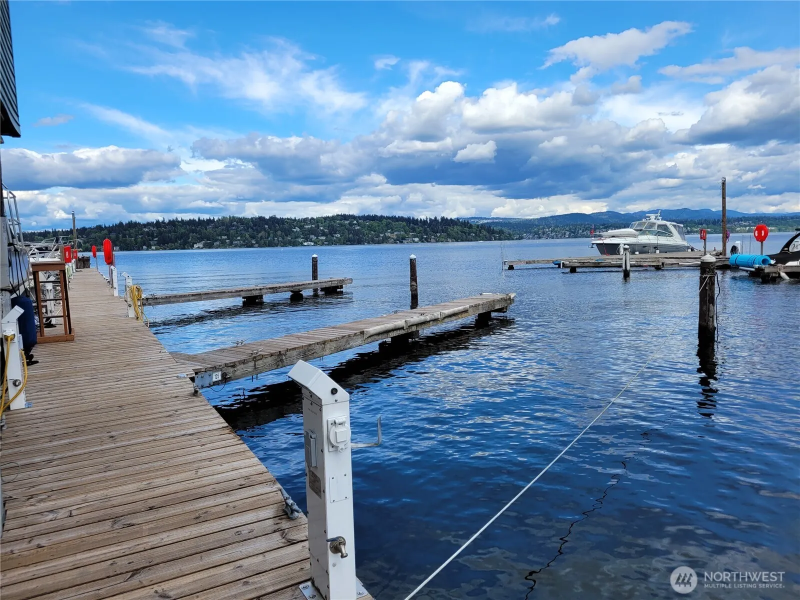 Property photo for 9050 Seward Park Avenue S #125, Seattle photo 4