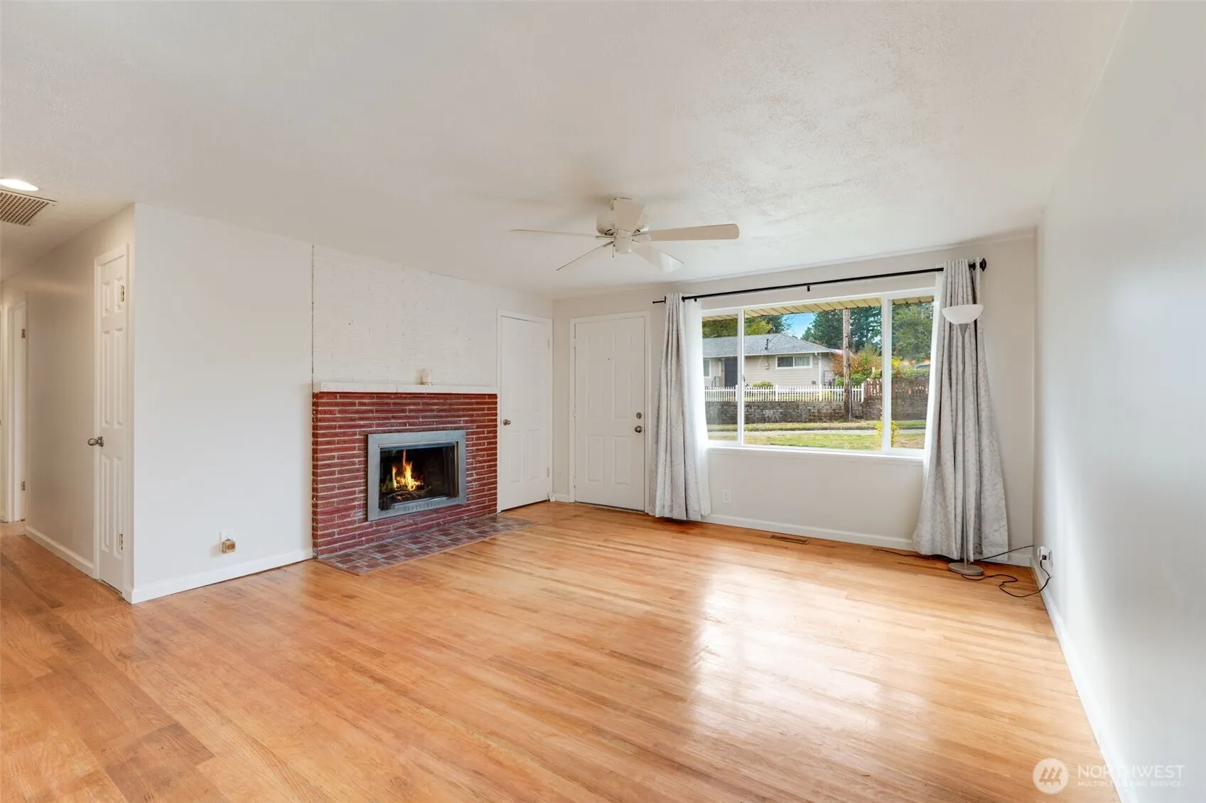 Property photo for 10664 63rd Avenue S, Seattle photo 3
