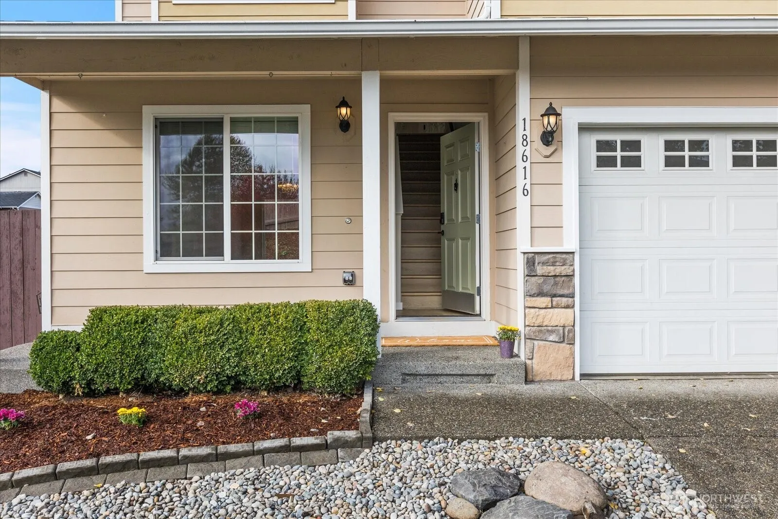 Property photo for 18616 85th Ave E, Puyallup photo 2