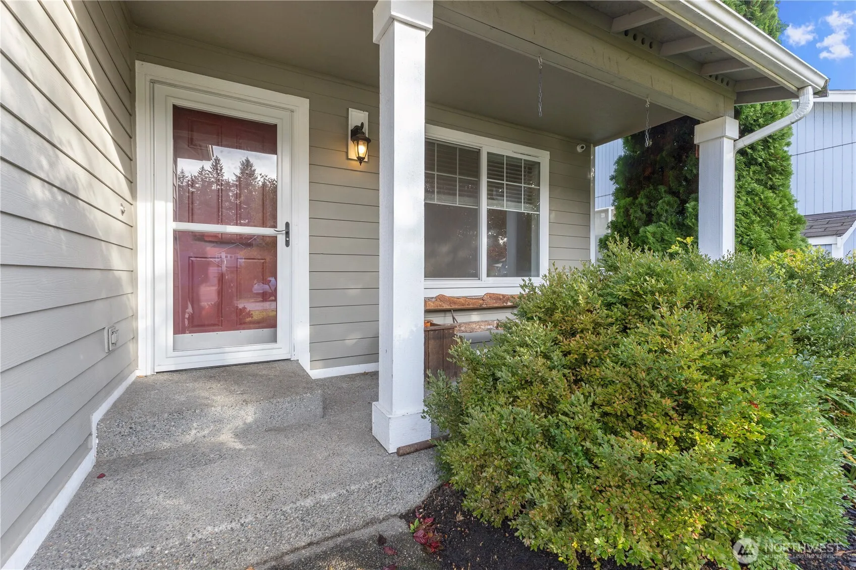 Property photo for 3913 159th Court E, Tacoma photo 2
