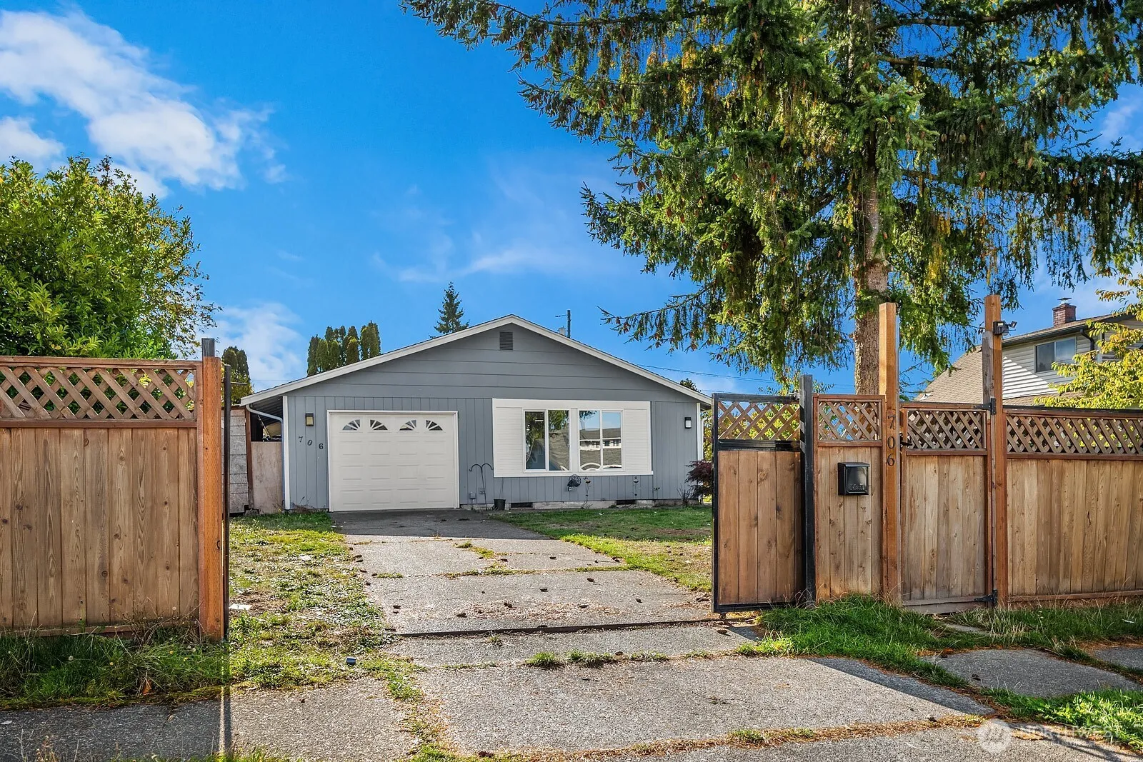 Property photo for 706 S 53rd Street, Tacoma photo 3
