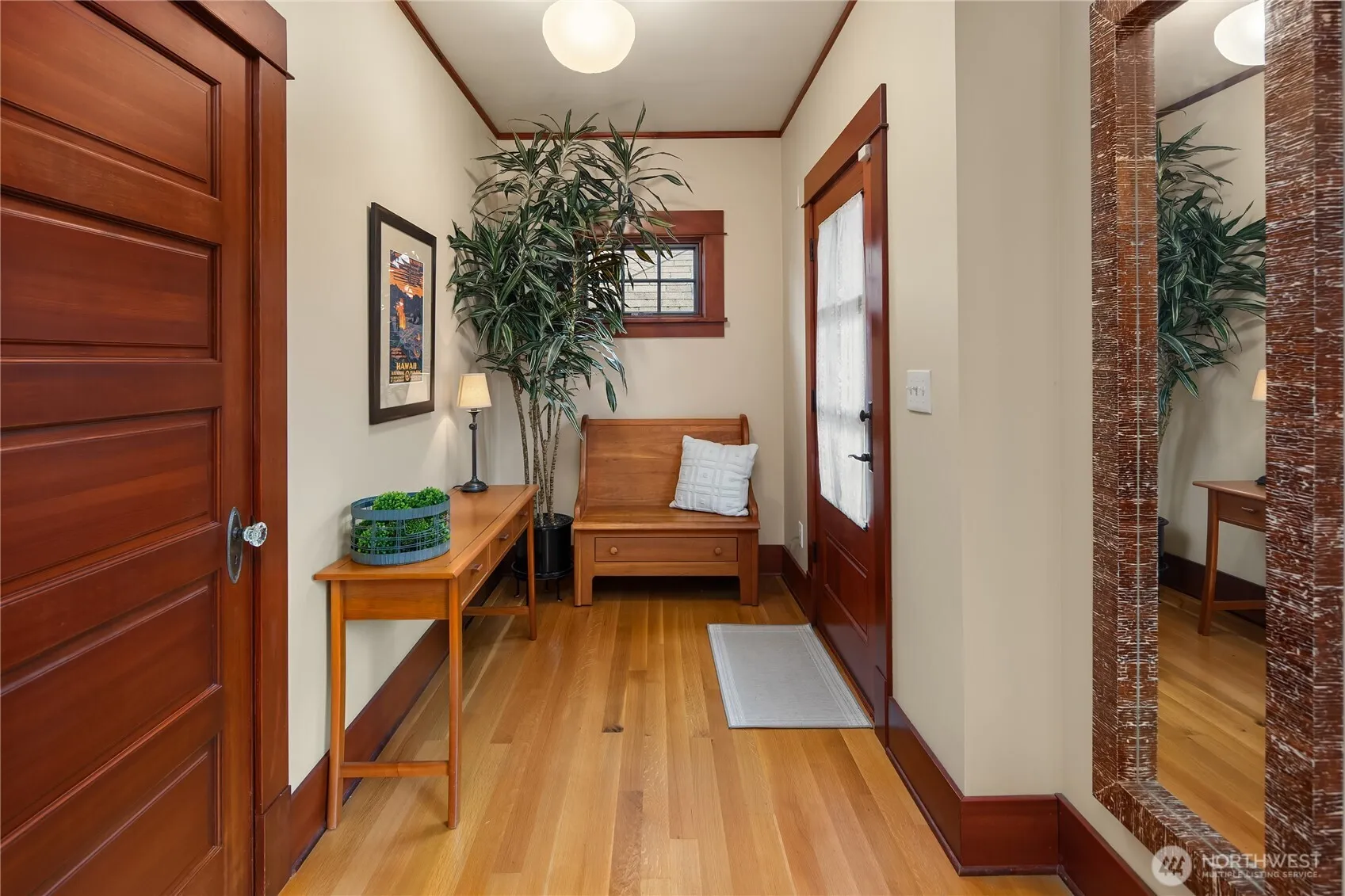 Property photo for 1823 4th Avenue W, Seattle photo 3