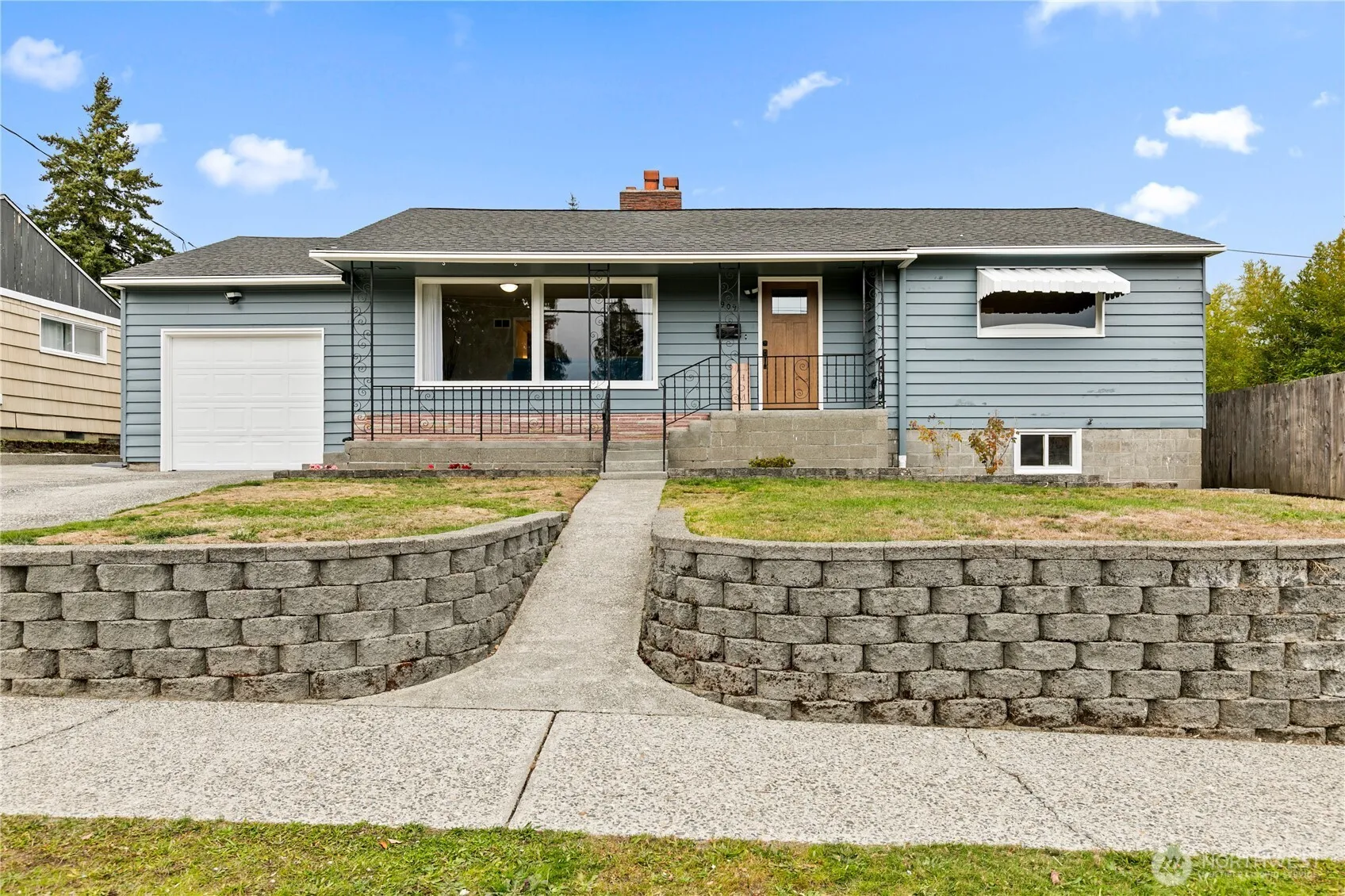 Property photo for 909 N Huson Street, Tacoma
