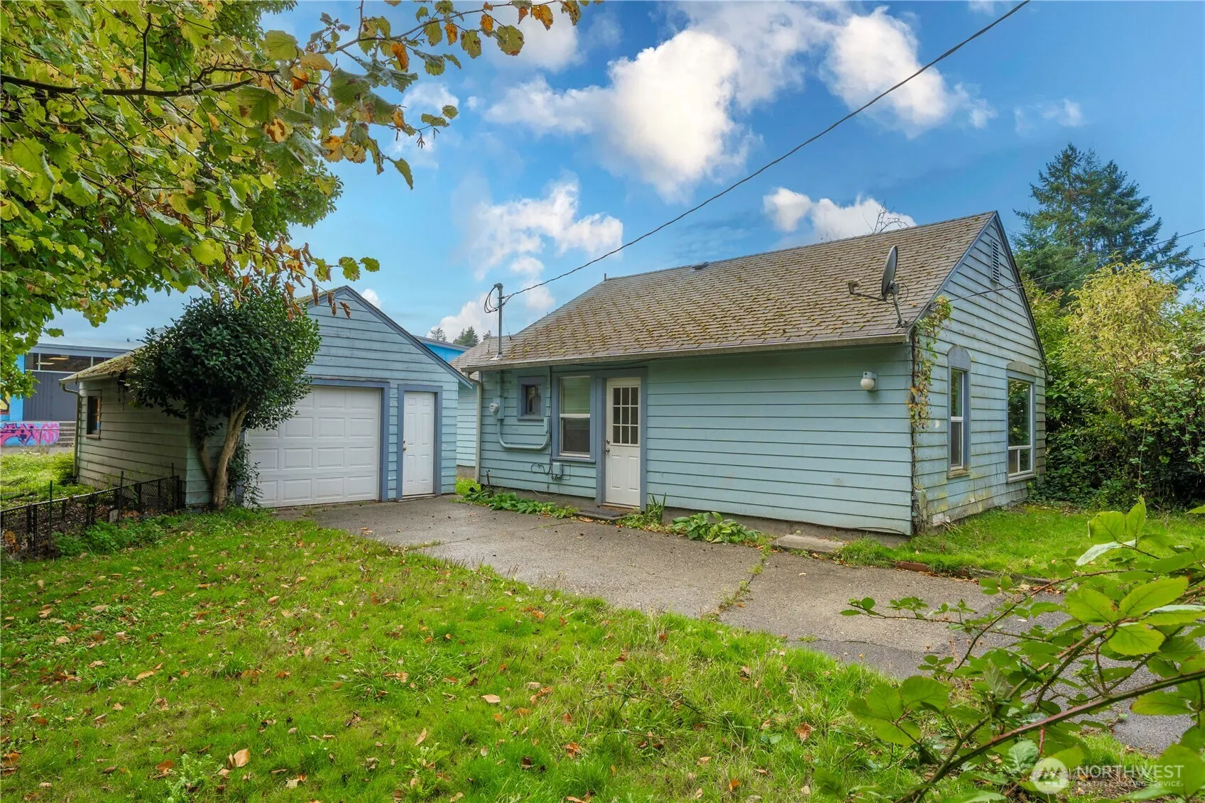 Property photo for 2129 Jackson Avenue Nw, Olympia photo 4
