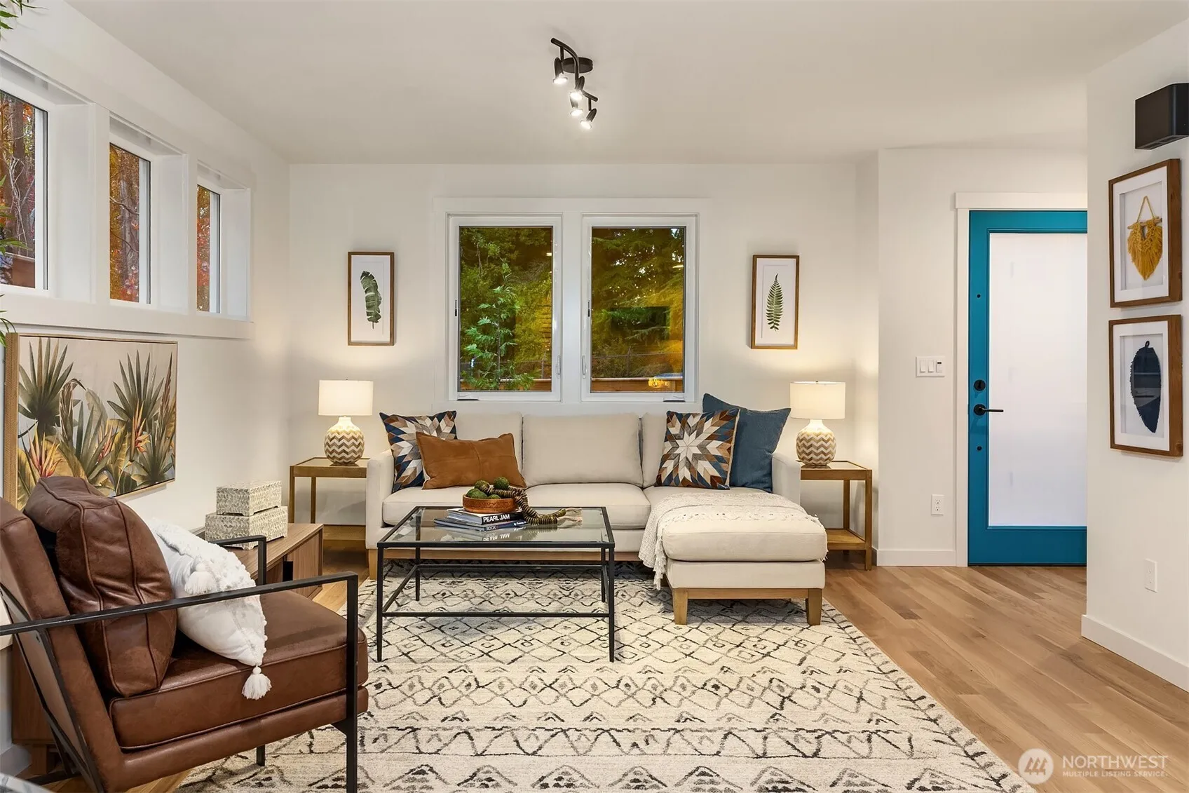 Property photo for 7044 15th Avenue Ne, Seattle photo 5