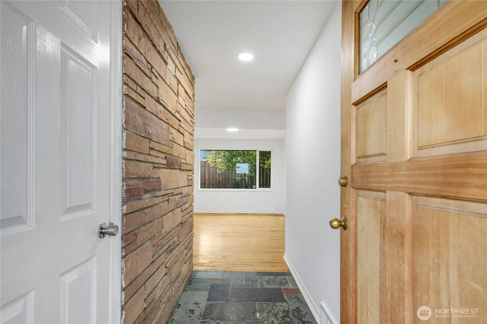 Property photo for 4852 19th Avenue S, Seattle photo 3