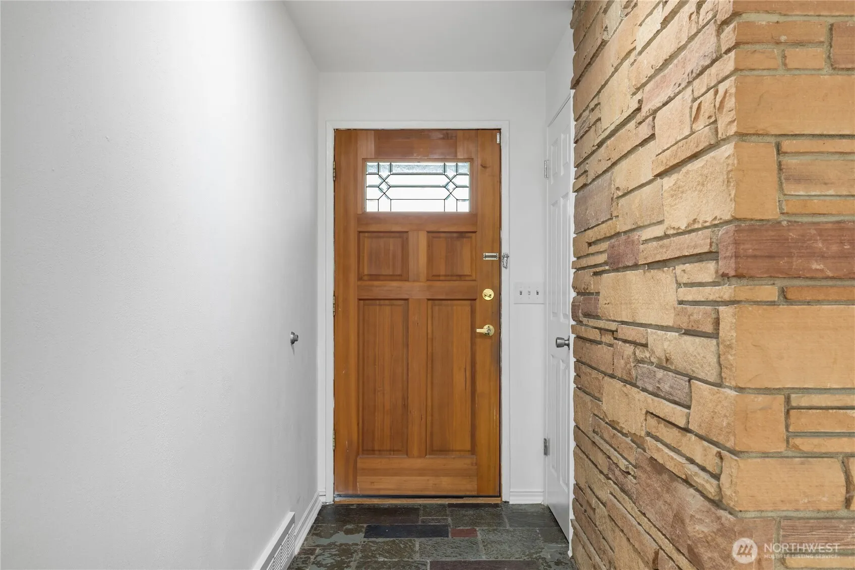 Property photo for 4852 19th Avenue S, Seattle photo 4