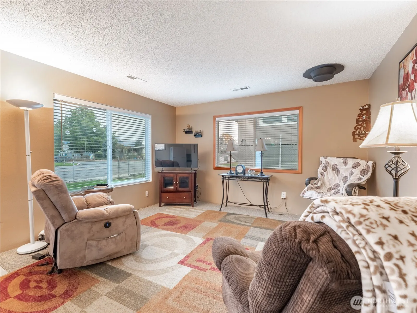 Property photo for 5 Delaware Avenue, Rock Island photo 5