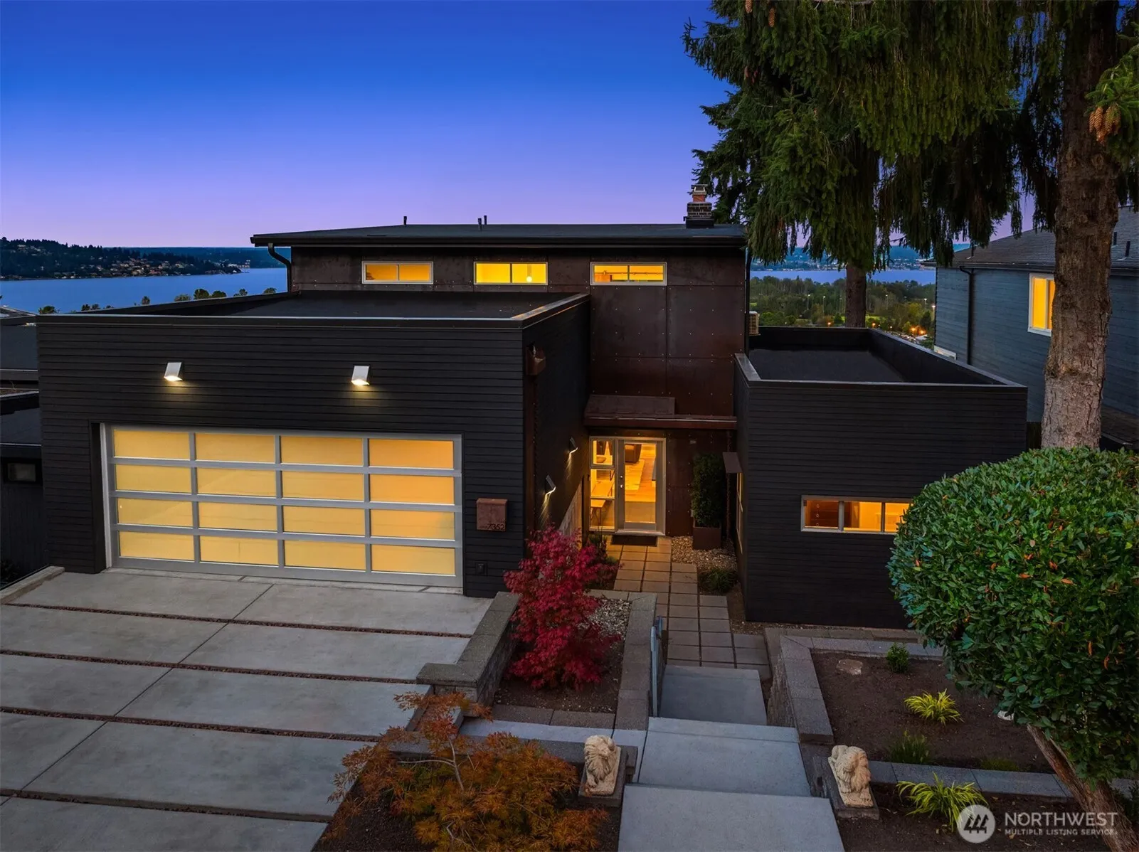 Property photo for 7352 56th Avenue Ne, Seattle