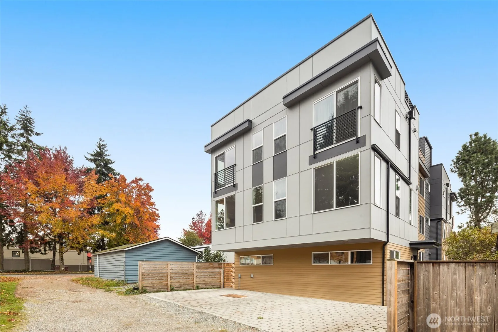 Property photo for 10306 E Midvale Avenue N, Seattle