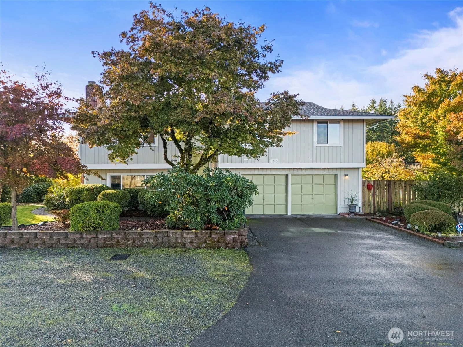 Property photo for 1308 129th Street S, Tacoma photo 3