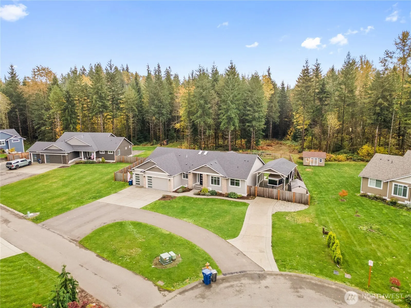 Property photo for 14025 107th Place Ne, Lake Stevens photo 2