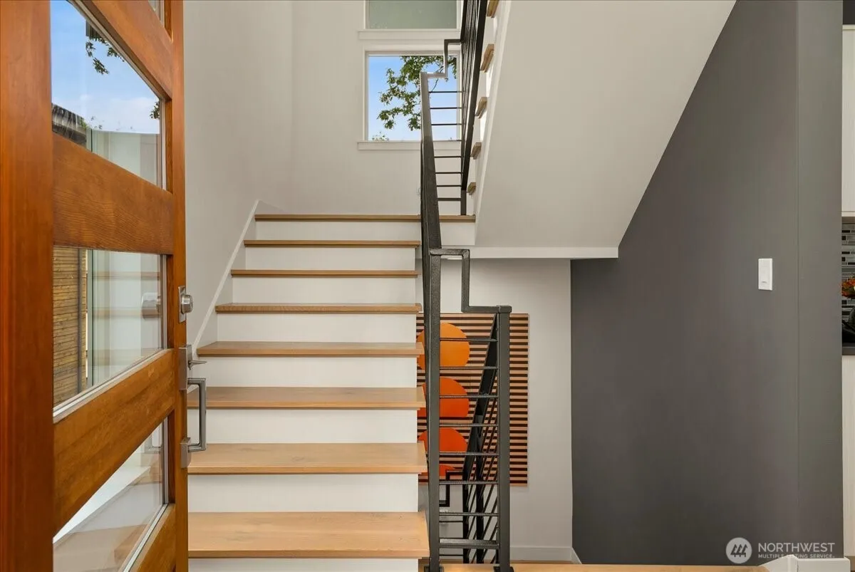 Property photo for 4531 S Kenny Street, Seattle photo 3