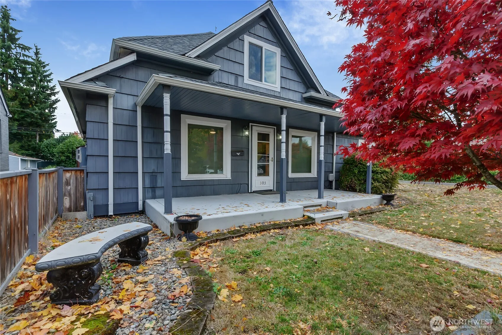 Property photo for 303 7th Ave Nw, Puyallup photo 2