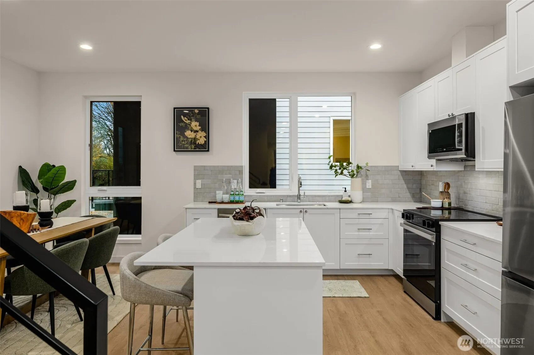 Property photo for 2103 Sw Genesee Street, Seattle photo 5