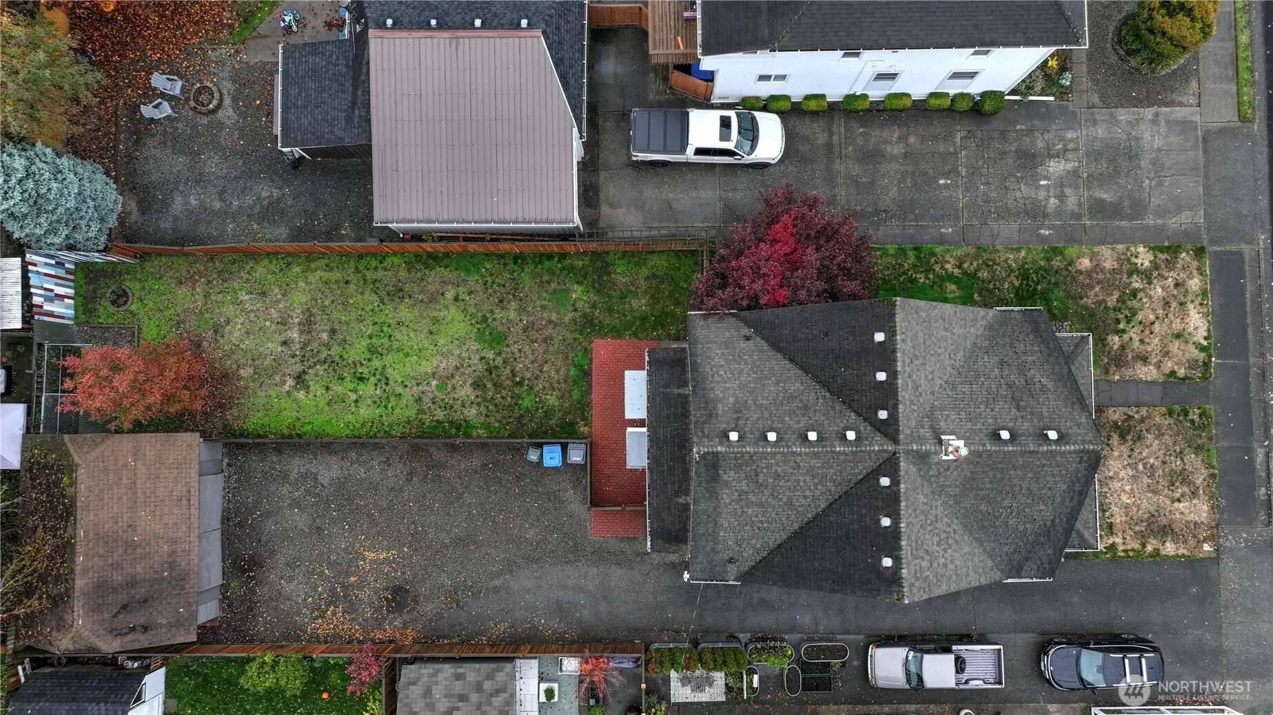 Property photo for 409 5th Avenue Ne, Puyallup photo 4