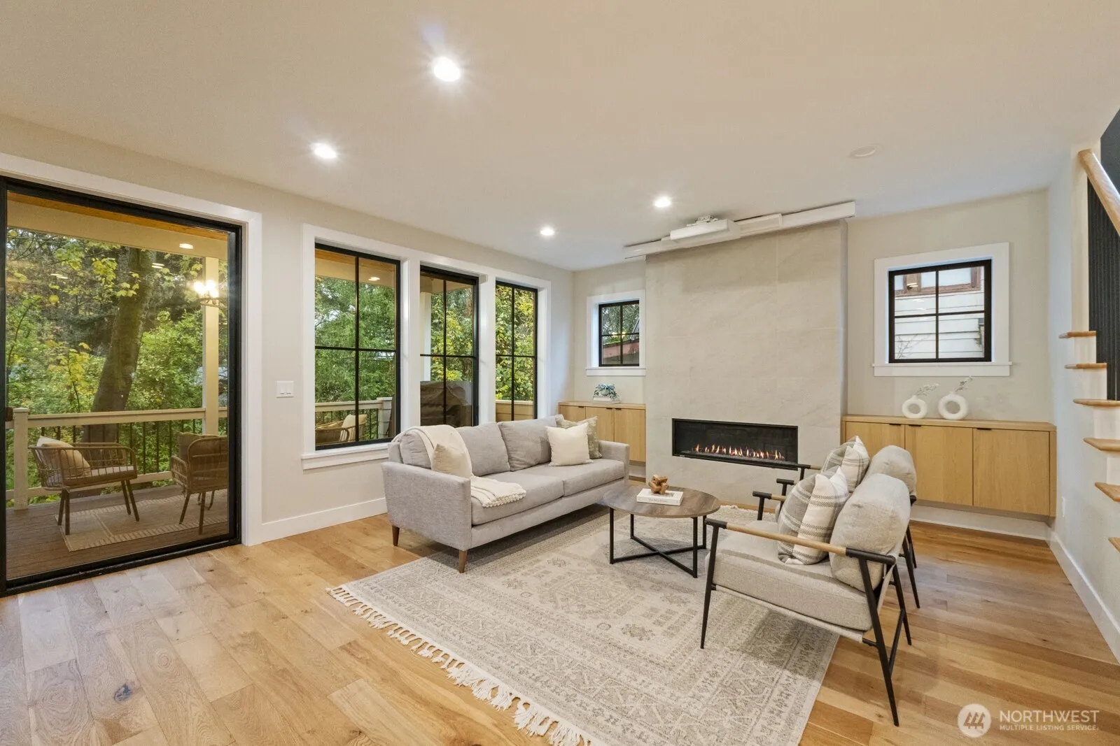 Property photo for 2714 Fairmount Avenue Sw, Seattle photo 4