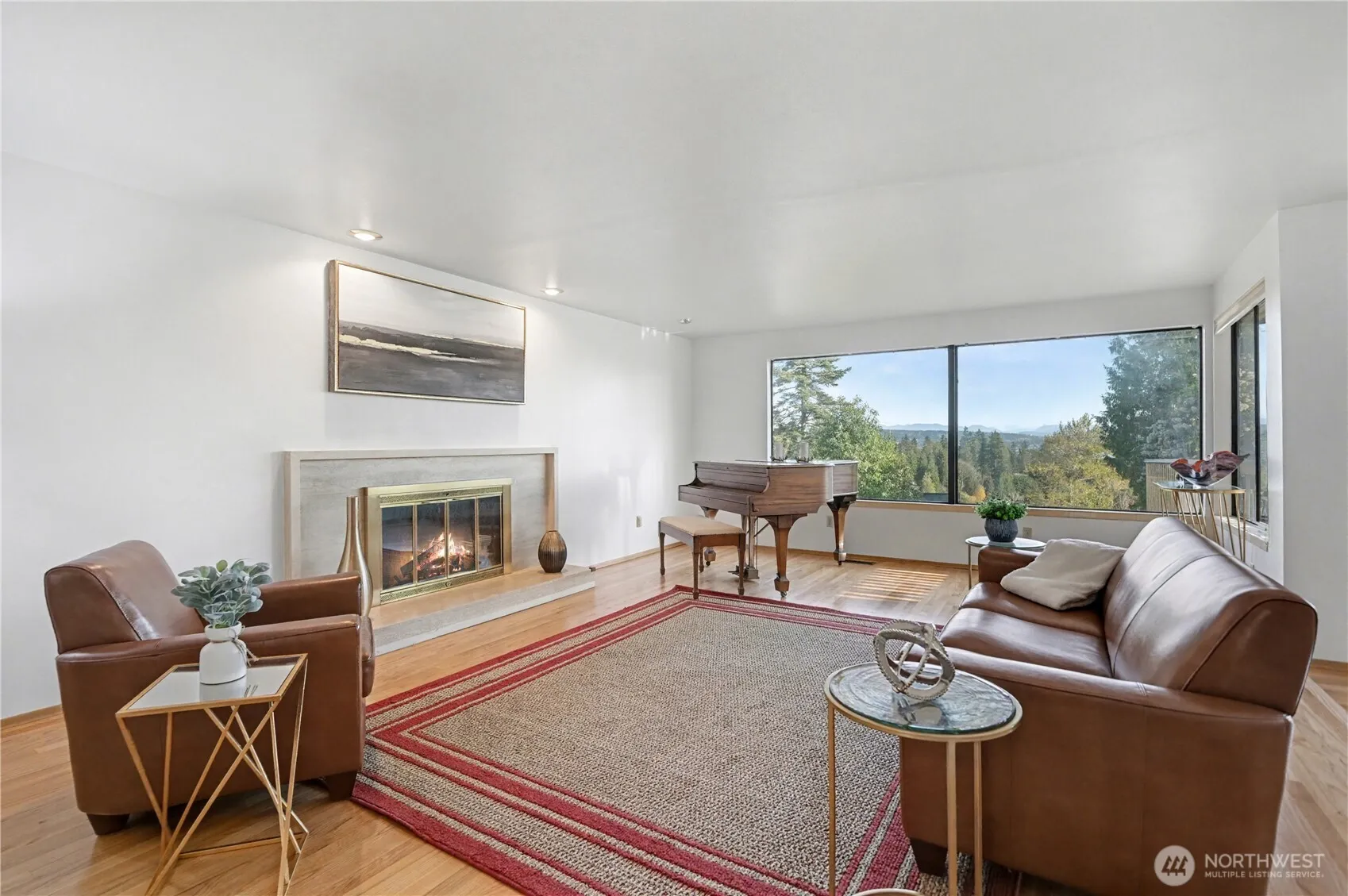 Property photo for 4927 Purdue Avenue Ne, Seattle photo 2