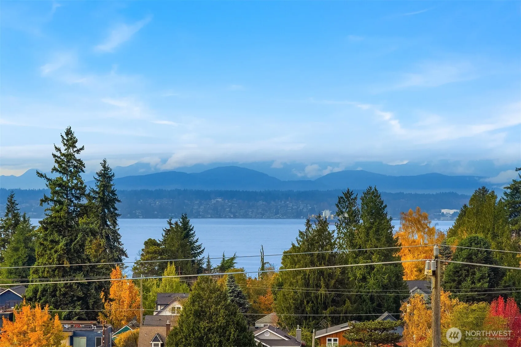 Property photo for 4840 46th Avenue Sw, Seattle photo 2
