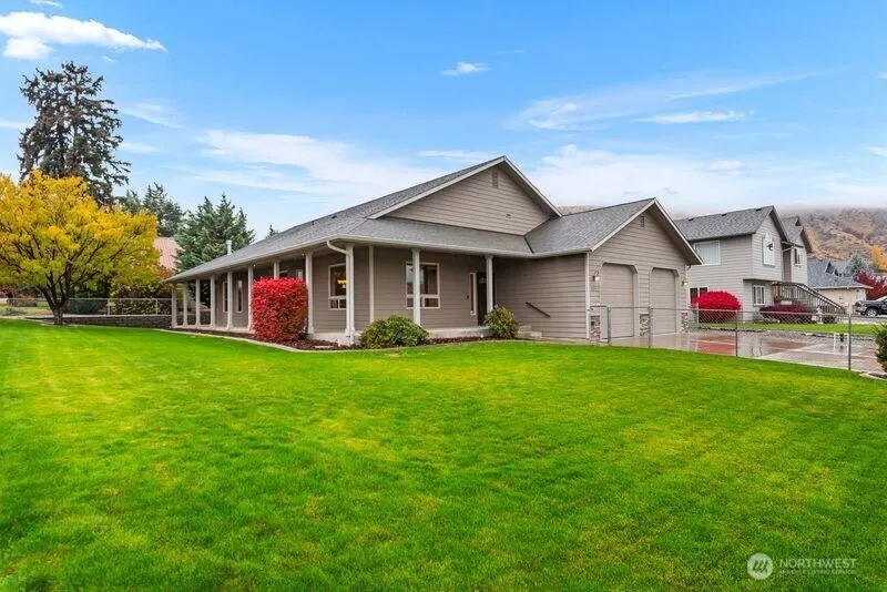 Property photo for 537 Chrisand Lane, Wenatchee