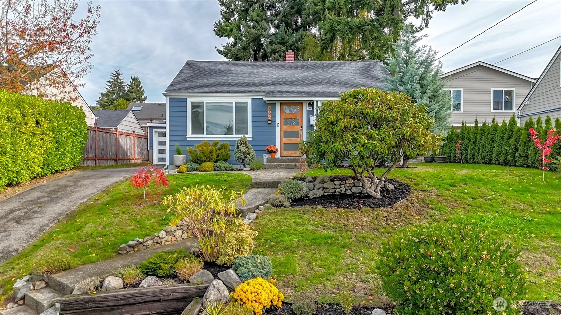 Property photo for 805 S Geiger Street, Tacoma photo 2