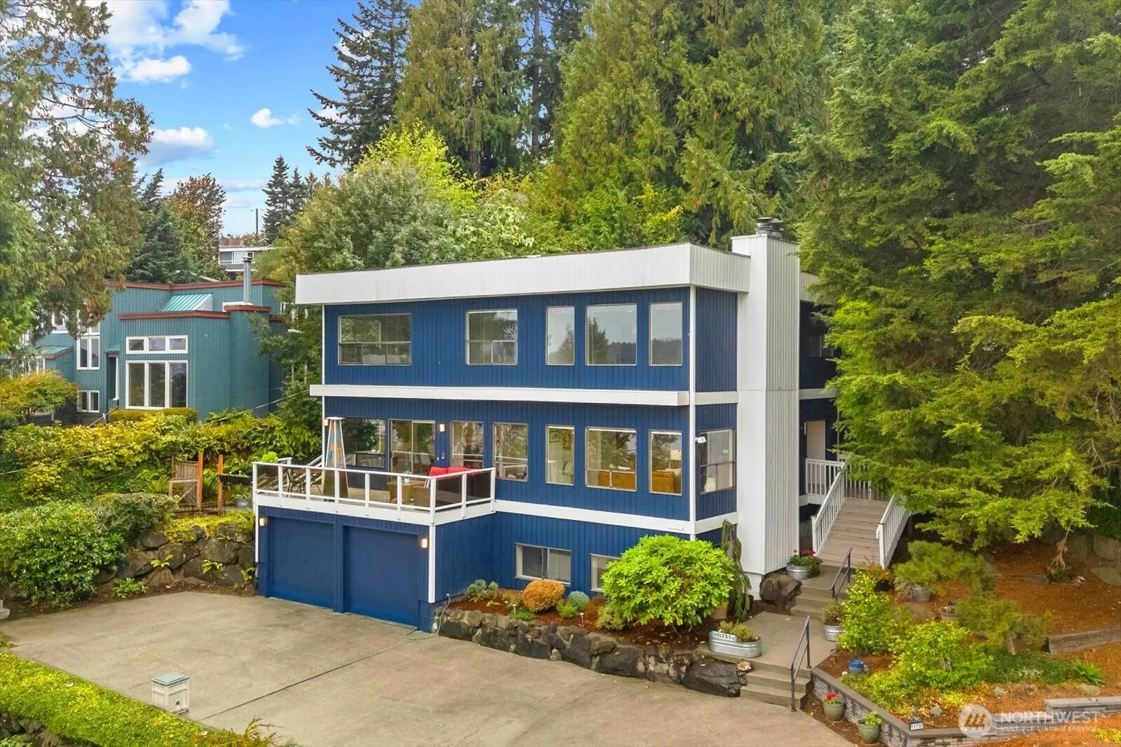 Property photo for 11737 Lakeside Avenue Ne, Seattle