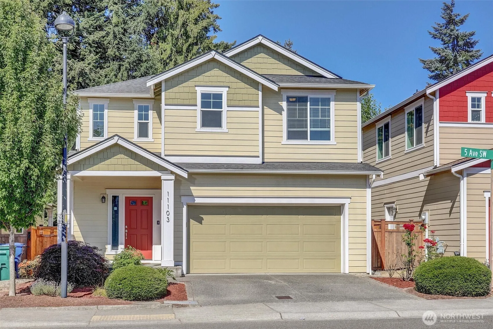 Property photo for 11103 5th Avenue Sw, Seattle