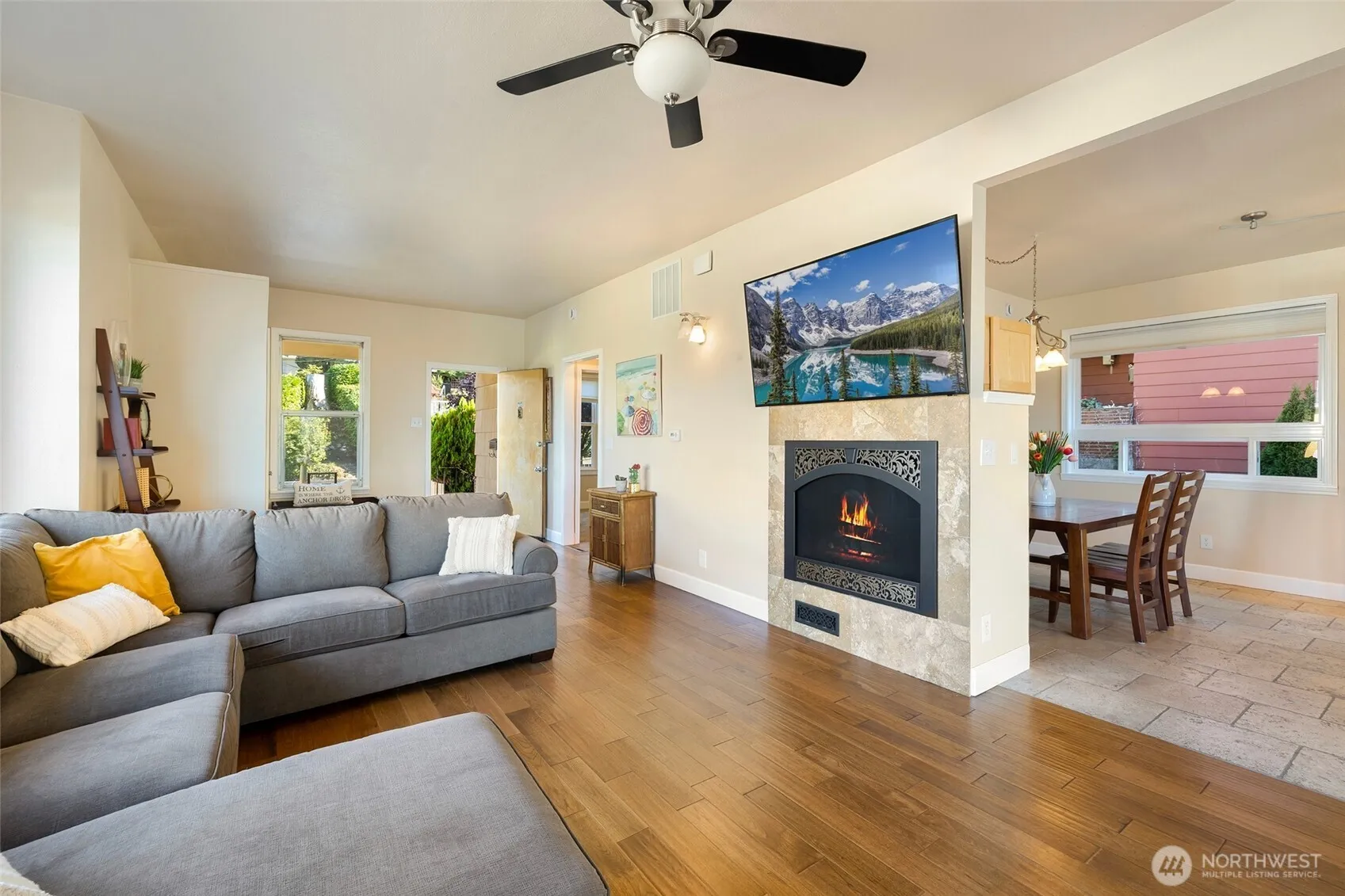 Property photo for 5315 46th Avenue Sw, Seattle photo 4