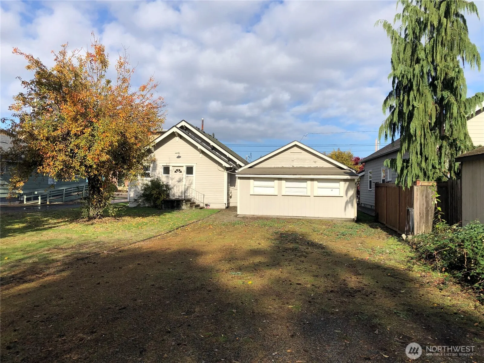 Property photo for 530 E Pioneer, Puyallup photo 4