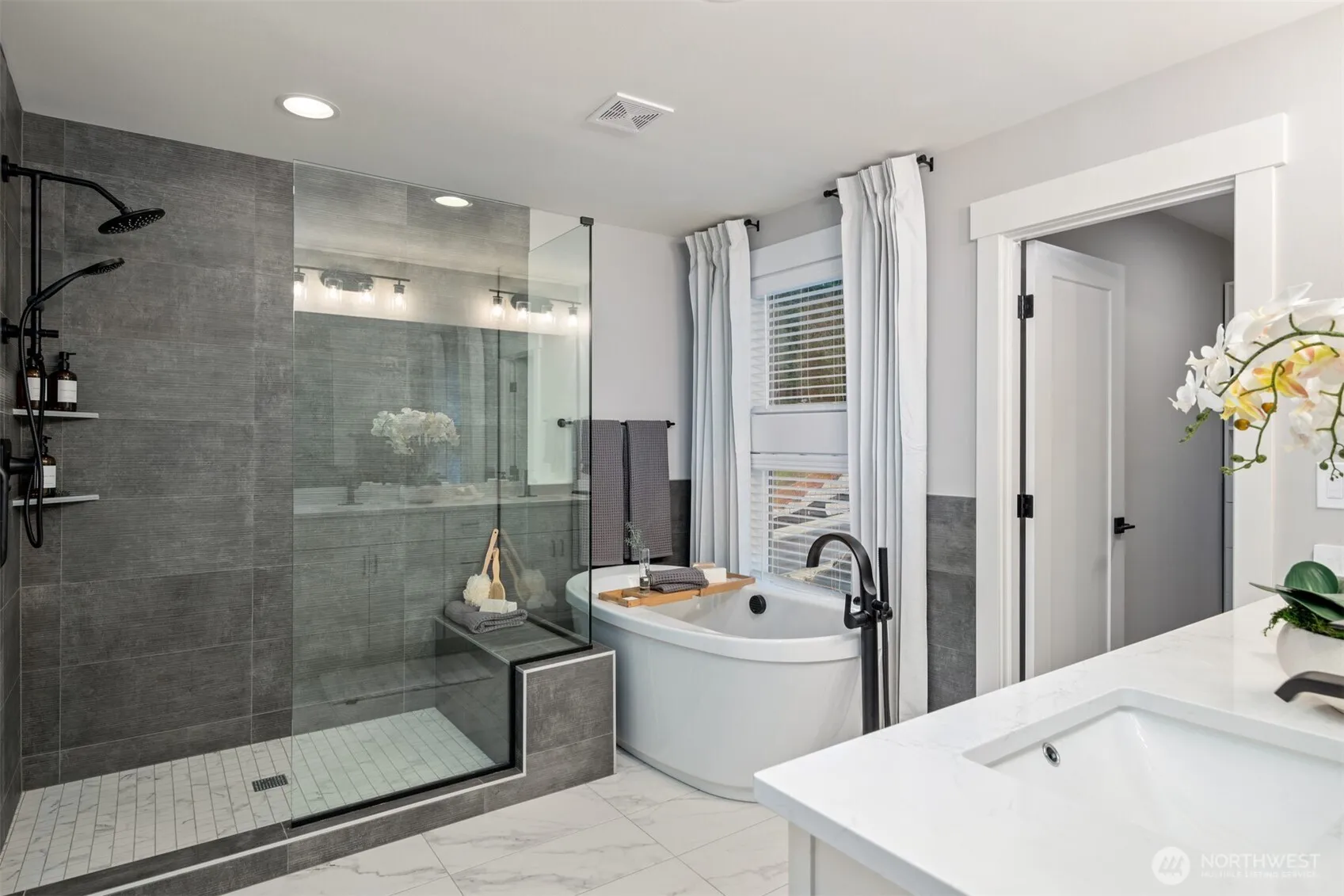 Property photo for 13041 75th Place S, Seattle photo 2
