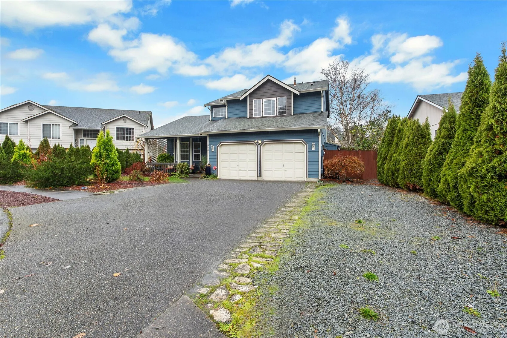 Property photo for 15616 40th Avenue E, Tacoma photo 2