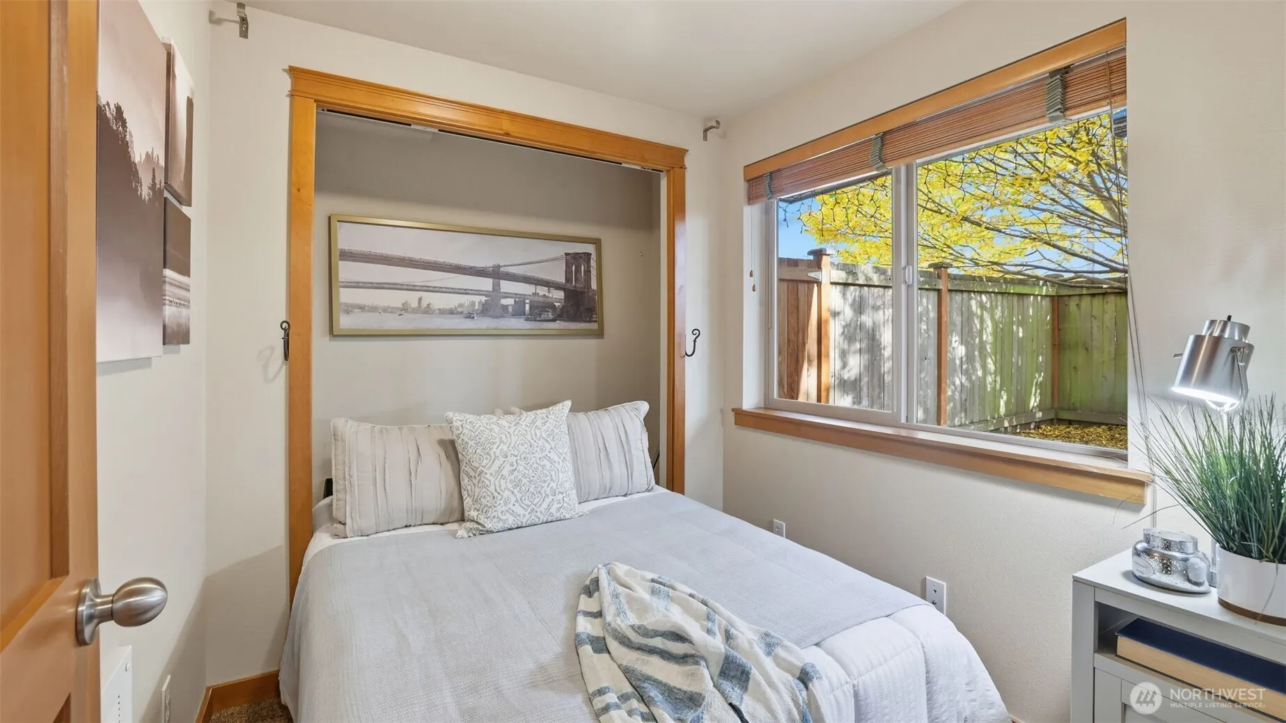 Property photo for 2342 44th Avenue Sw #a, Seattle photo 5