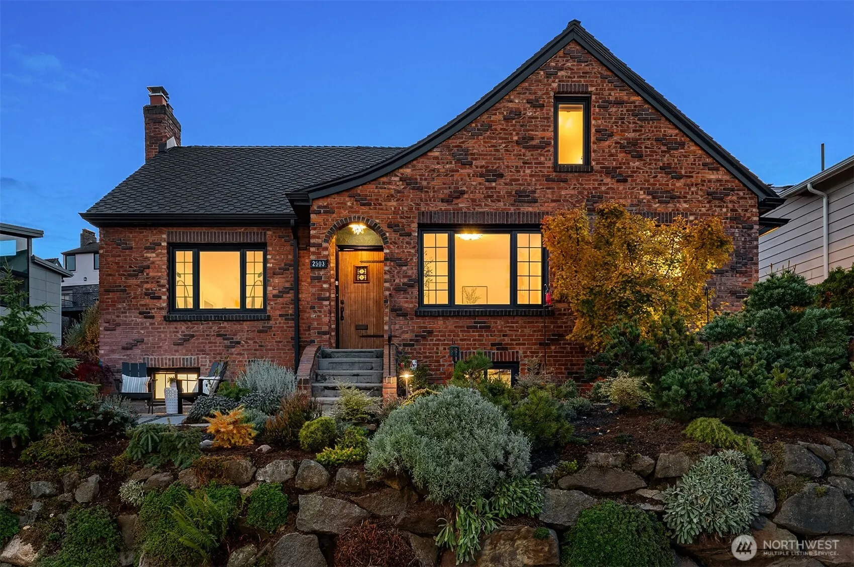 Property photo for 2503 37th Avenue W, Seattle
