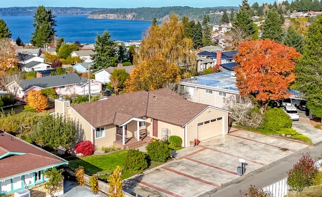 Property photo for 1747 N Narrows Drive, Tacoma