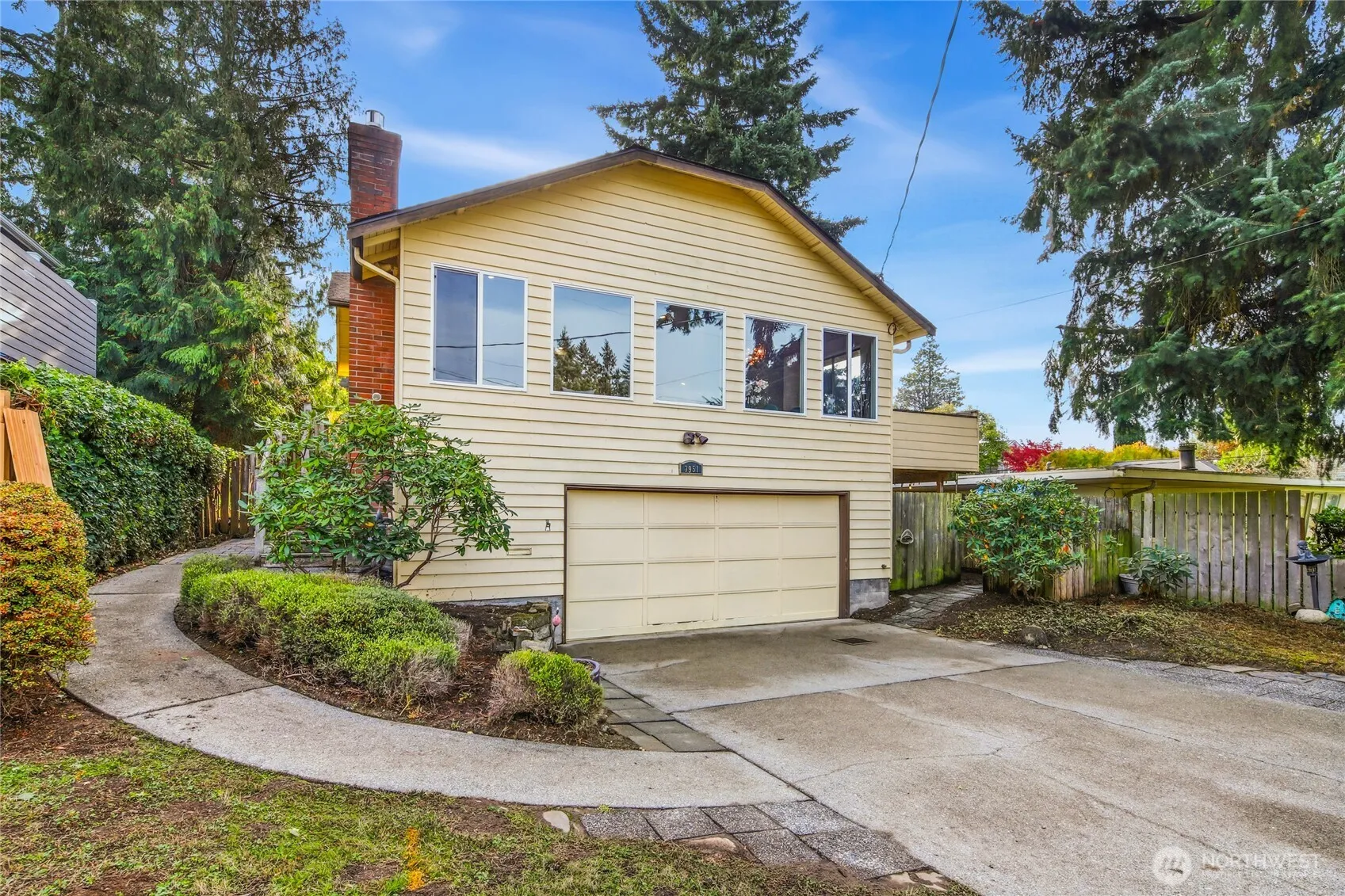 Property photo for 3951 Sw Austin Street, Seattle