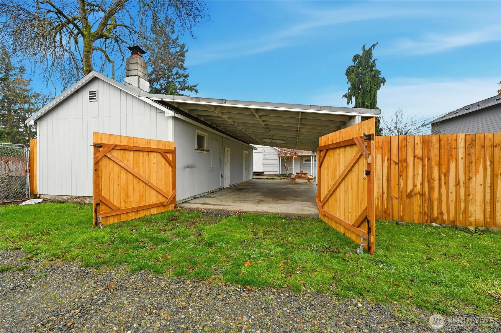 Property photo for 823 E 55th Street, Tacoma photo 4