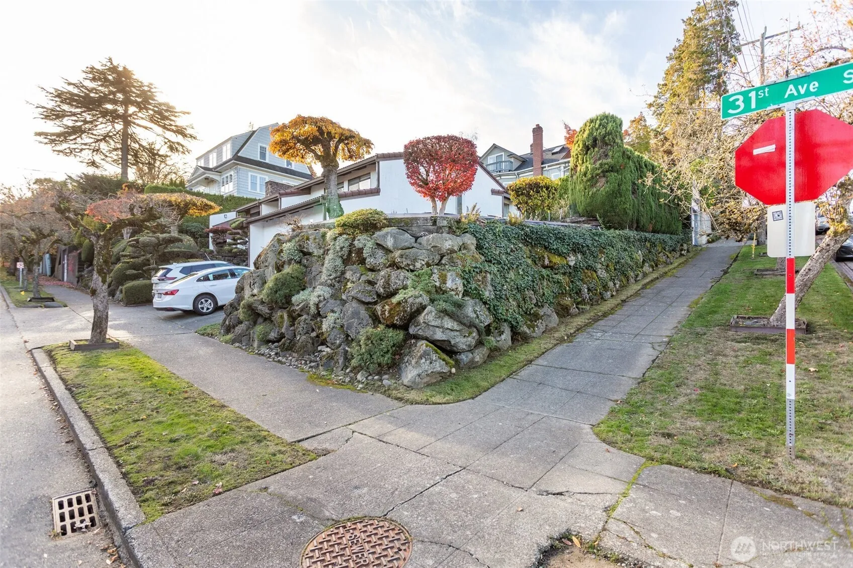 Property photo for 205 31st Avenue S, Seattle photo 4