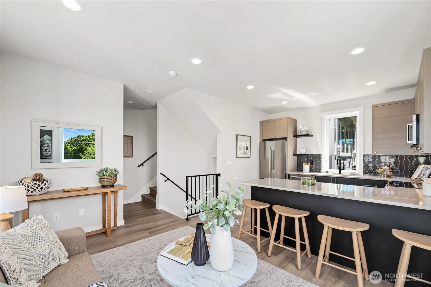 Property photo for 2817 Franklin Avenue E #a, Seattle photo 4