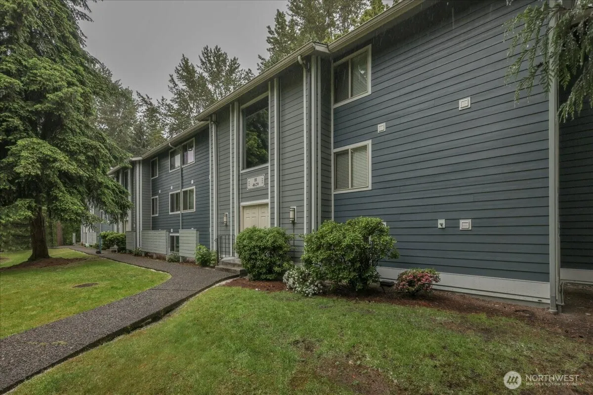 4629 W Lake Sammamish Parkway Se #h206, Issaquah