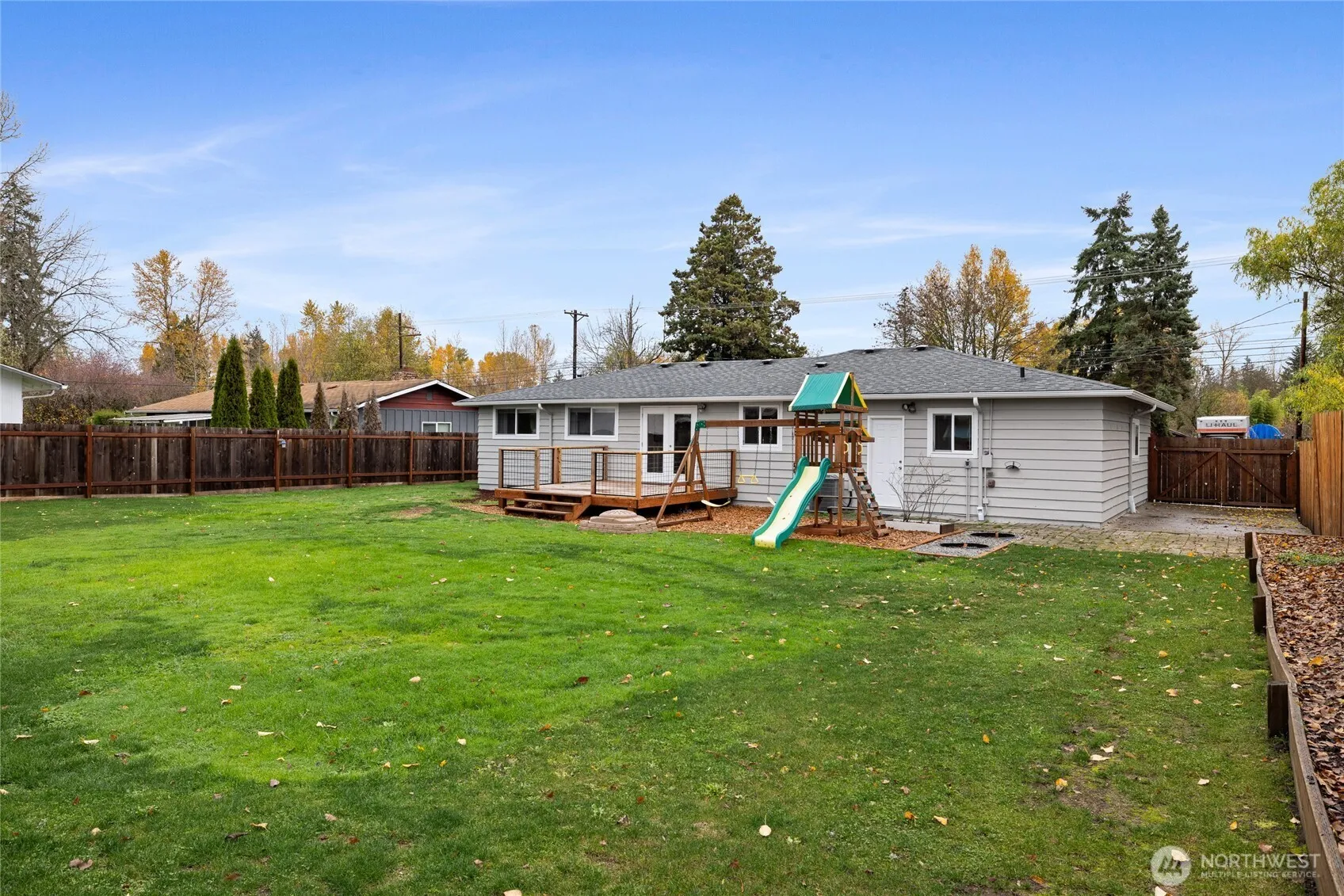 Property photo for 12010 Waller Road E, Tacoma photo 5