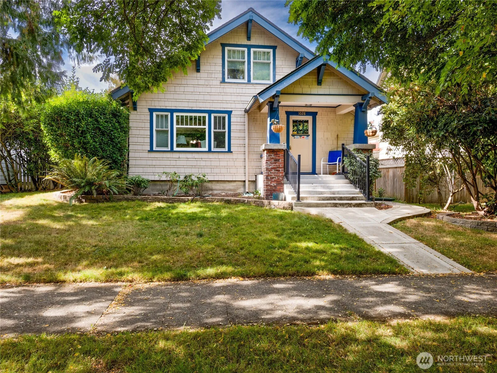 Property photo for 1028 N Oakes Street, Tacoma
