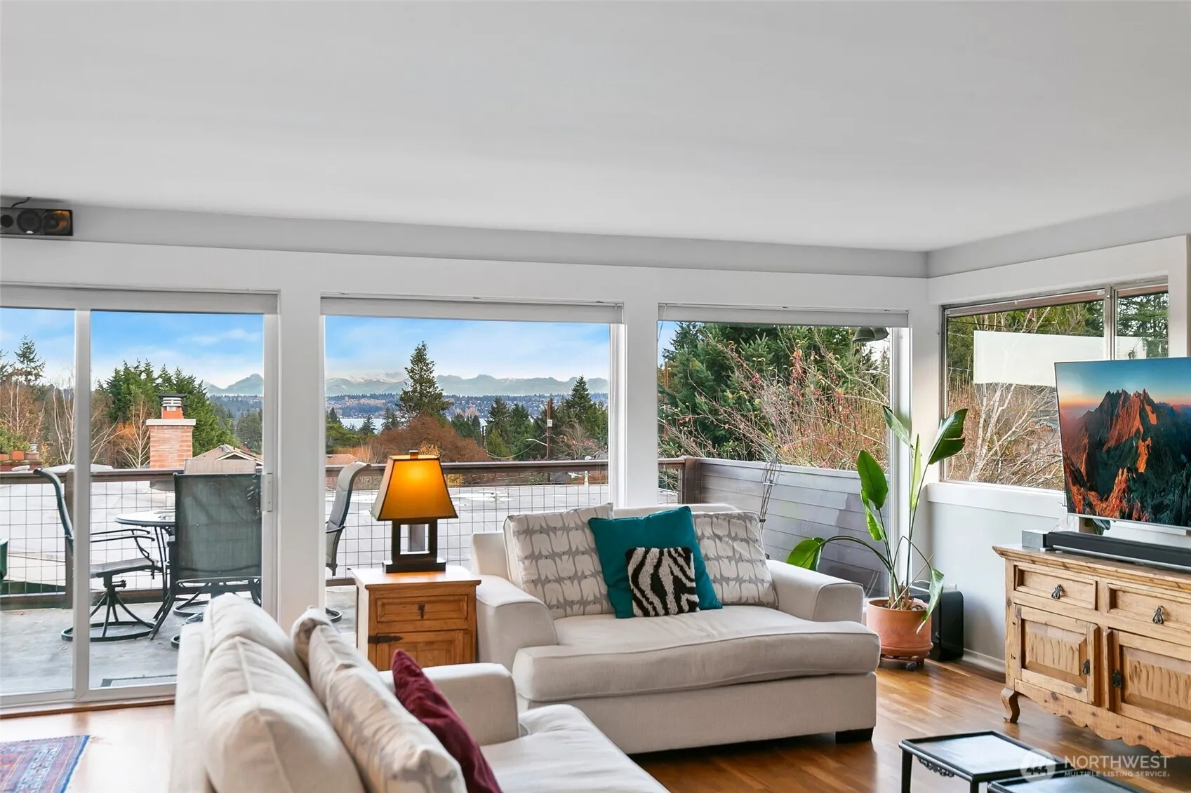 Property photo for 3508 Ne 98th Street, Seattle photo 4
