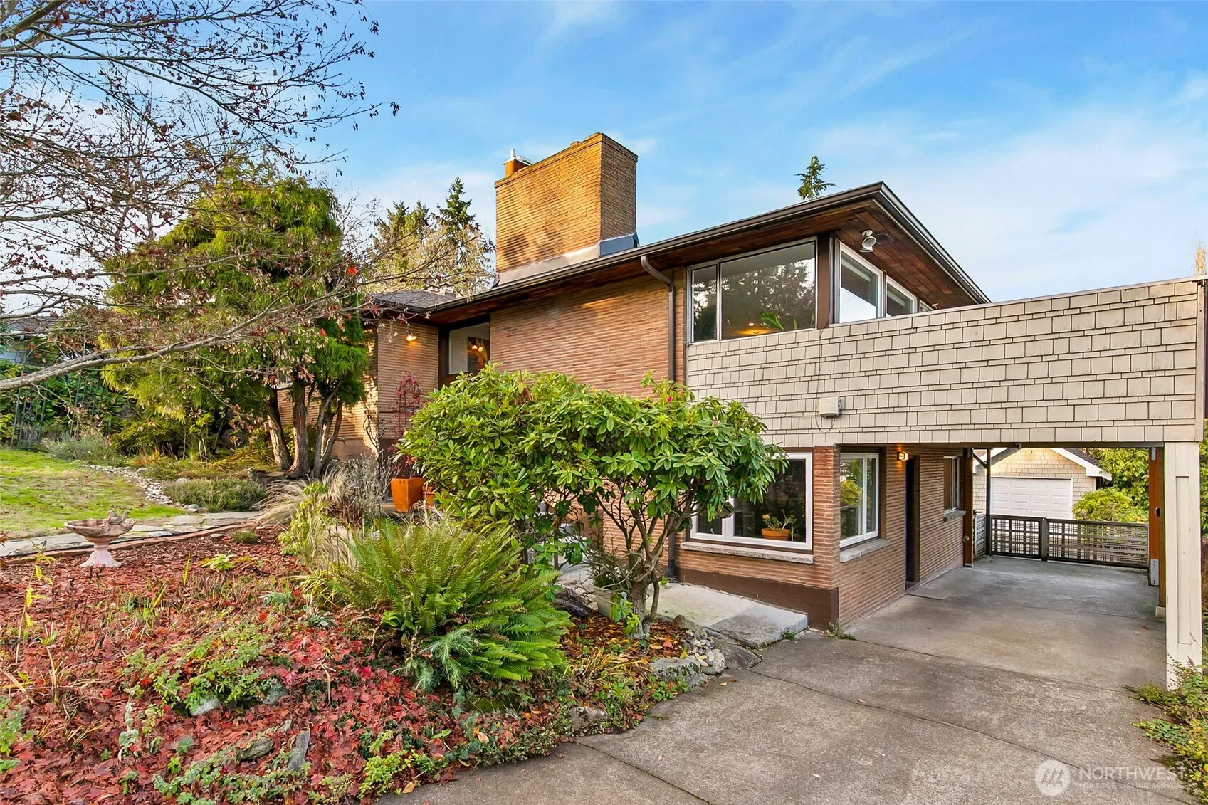 Property photo for 3508 Ne 98th Street, Seattle
