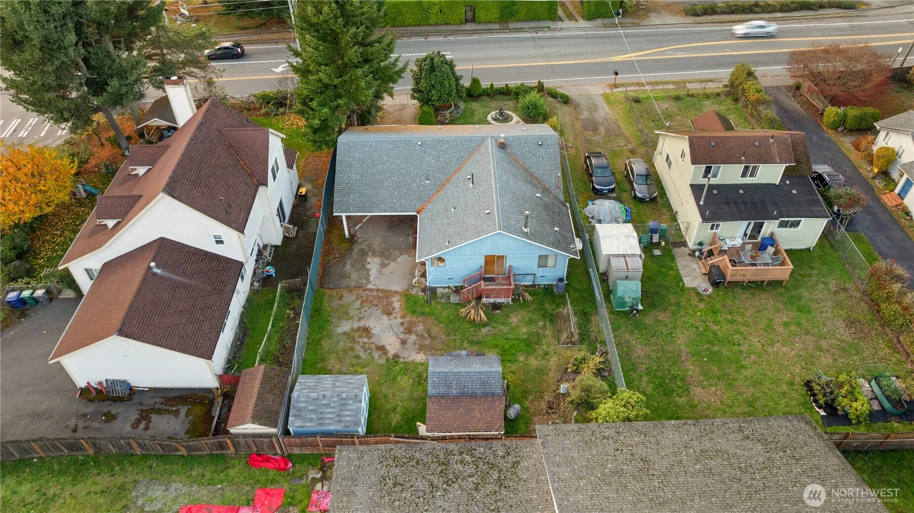 Property photo for 10652 4th Avenue Sw, Seattle photo 2