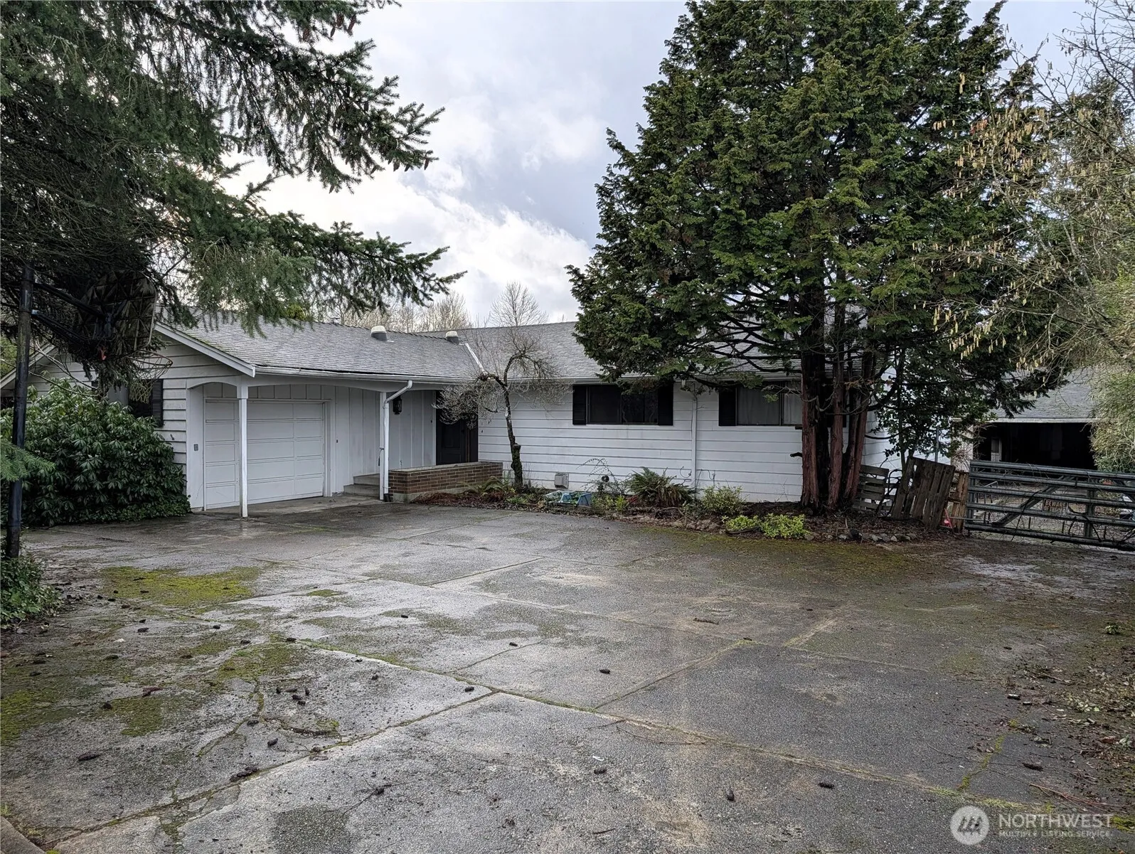 Property photo for 11214 34th Avenue E, Tacoma