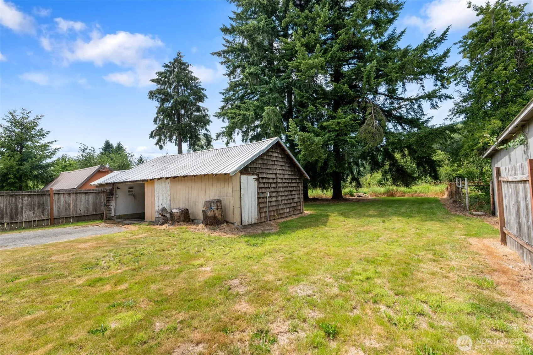 Property photo for 681 State Route 7, Morton photo 5