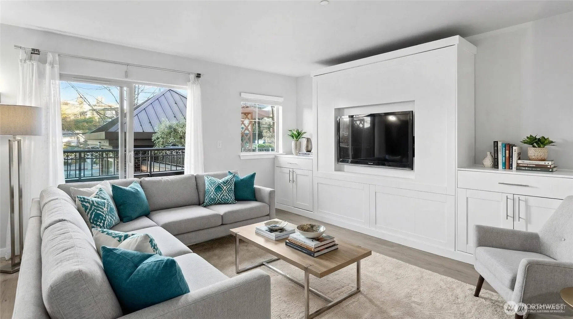 Property photo for 1125 E Olive Street #212, Seattle photo 3
