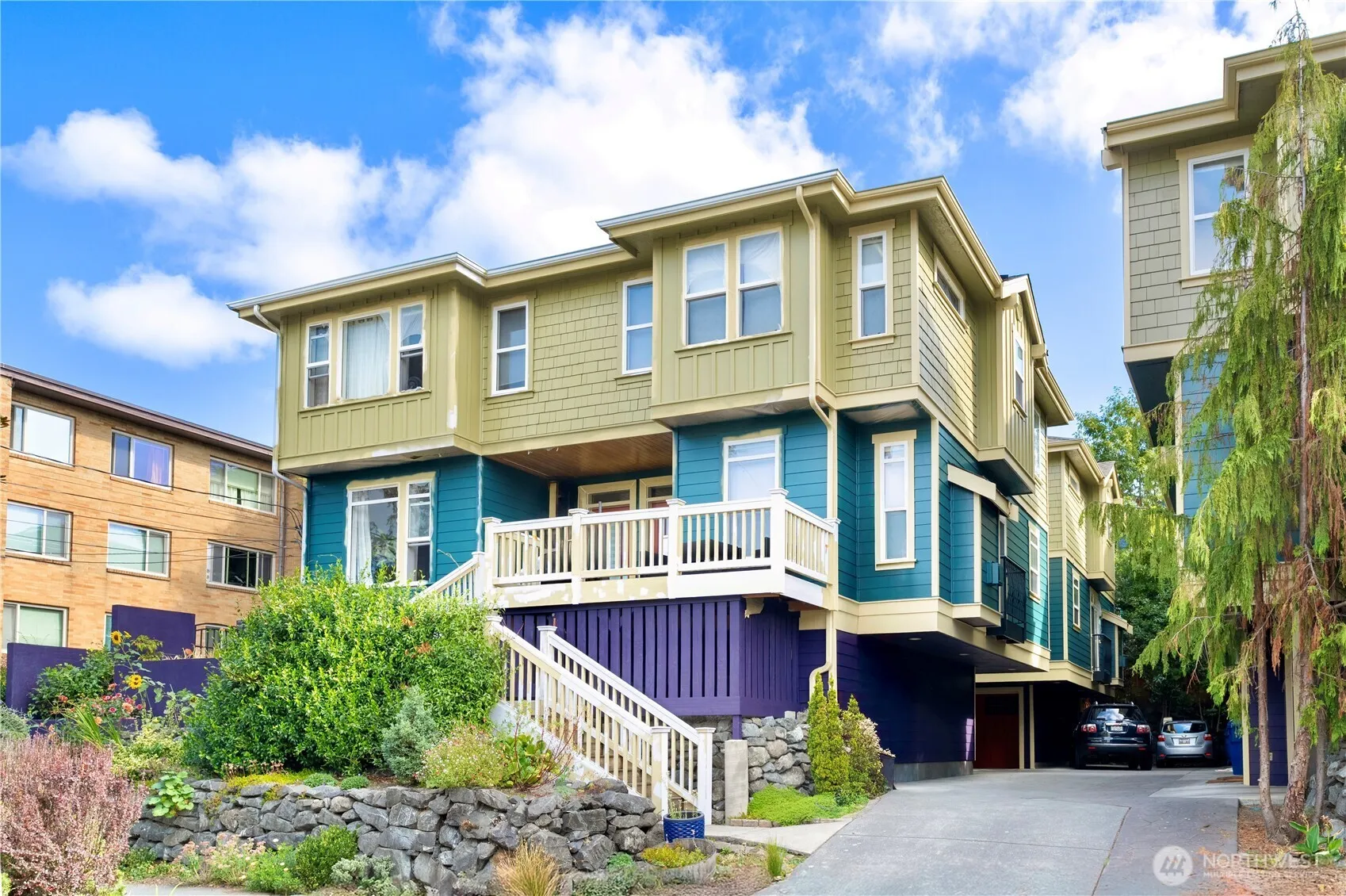 Property photo for 422 Federal Ave E #b, Seattle